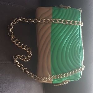 Henri Bendel hand bag